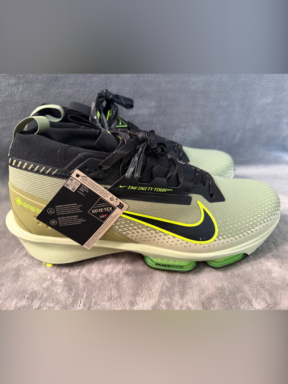 Nike Golf Shoes - Light Green, Black, Volt Accent